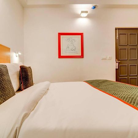 Hotel O Star Key Gurgaon Buitenkant foto