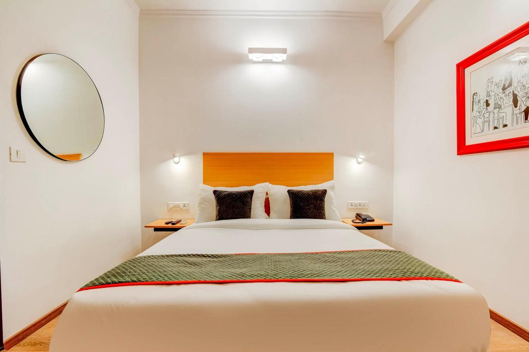 Hotel O Star Key Gurgaon Buitenkant foto