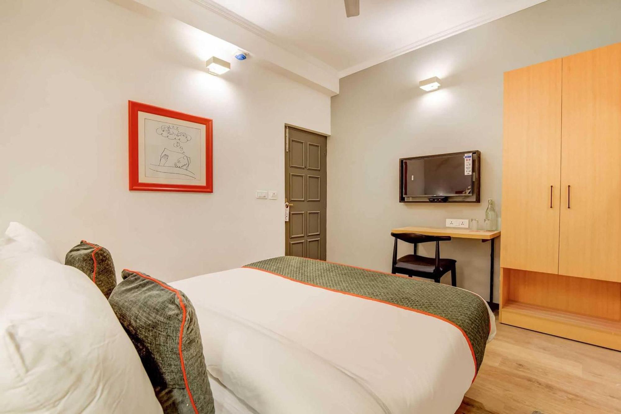 Hotel O Star Key Gurgaon Buitenkant foto